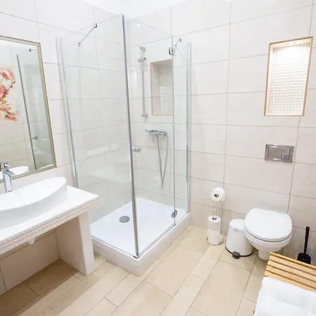 Apartamenty Stacja Kasina Kasina Wielka Exterior photo