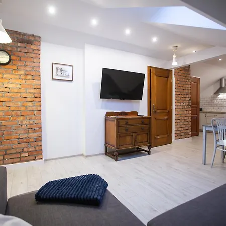 Apartamenty Stacja Kasina Kasina Wielka Exterior photo