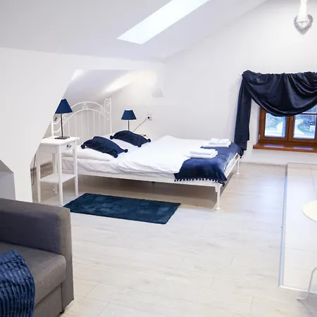Apartamenty Stacja Kasina Kasina Wielka Exterior photo