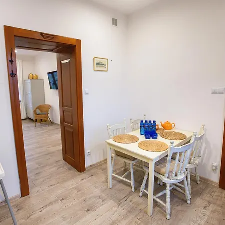 Apartamenty Stacja Kasina Kasina Wielka Exterior photo