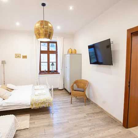 Apartamenty Stacja Kasina Kasina Wielka Exterior photo