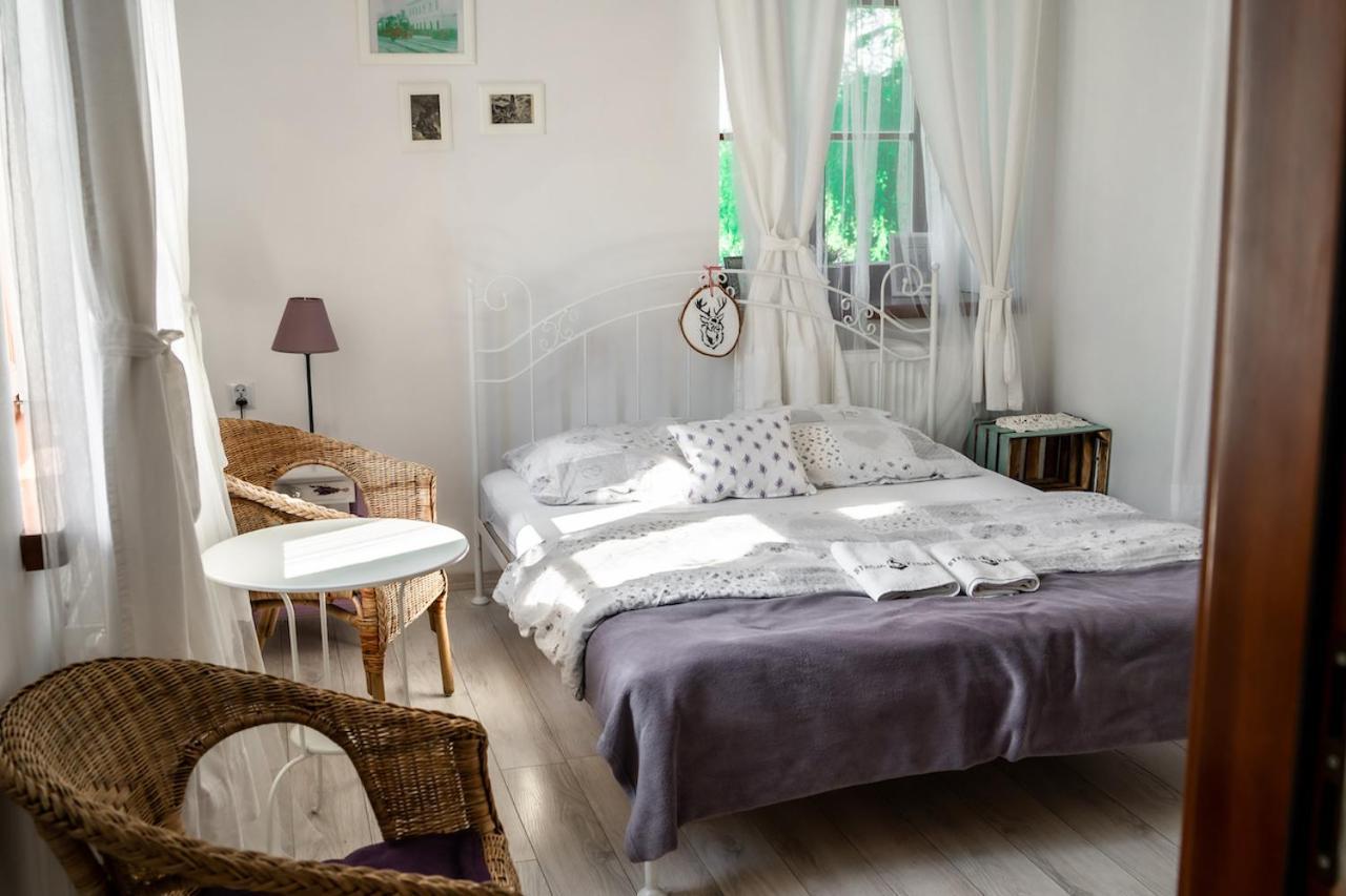 Stacja Kasina Apartment Kasina Wielka