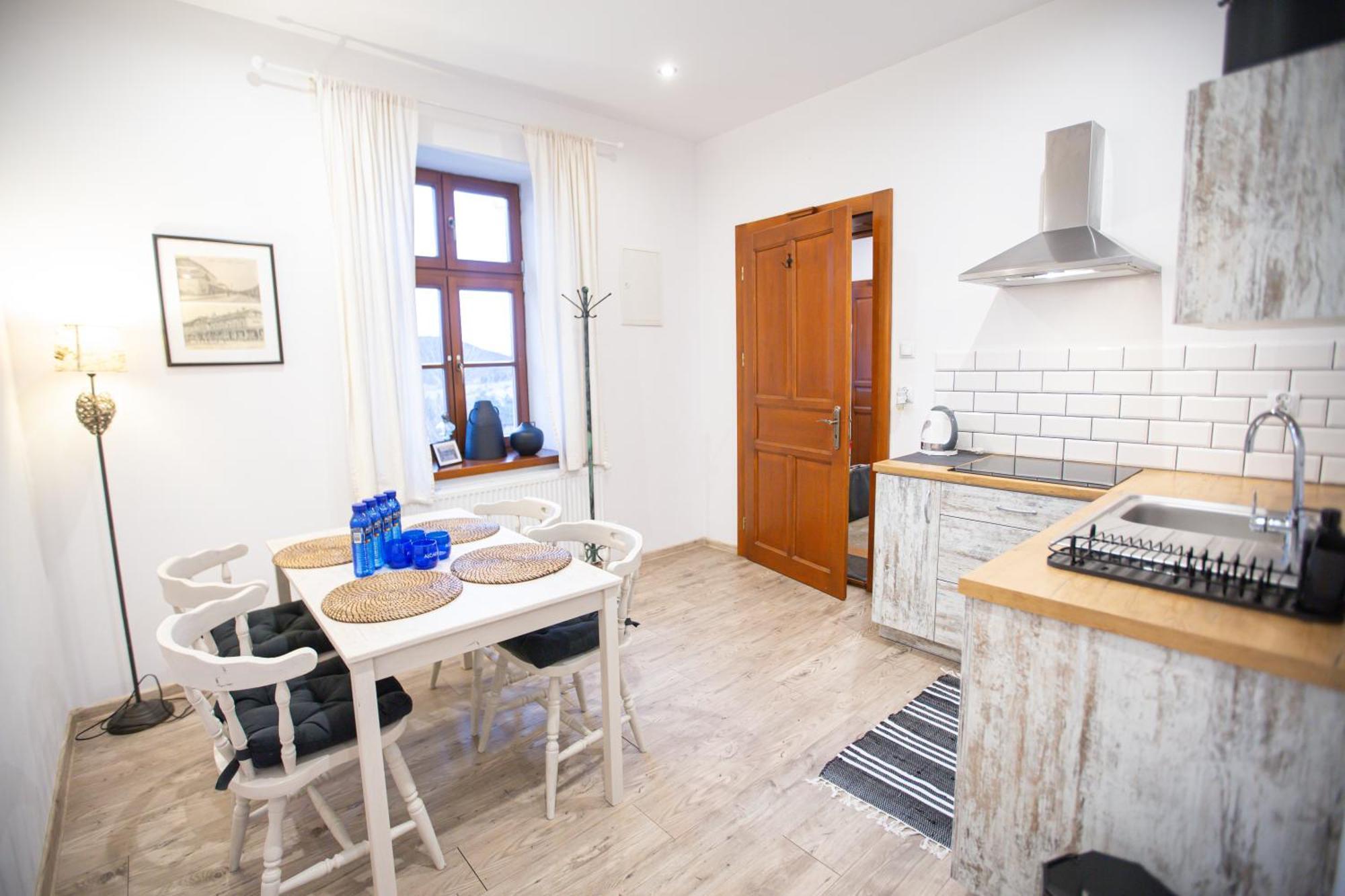 Stacja Kasina Apartment *
